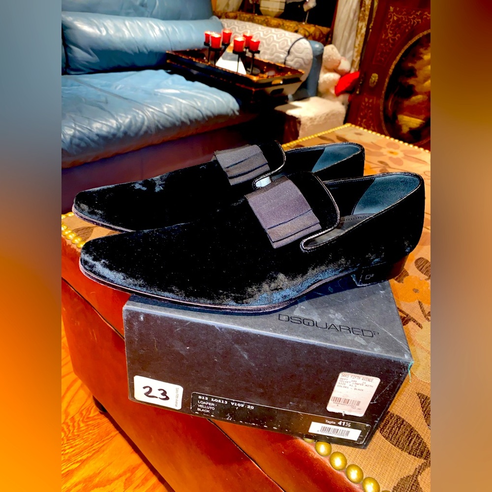 D2 dress velvet shoes